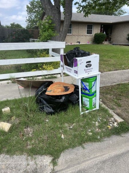 Junk Removal in Round Rock, TX (1)