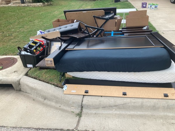Junk Removal in Round Rock, TX (1)