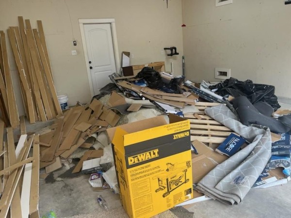 Hoarder Cleanout in Round Rock, TX (1)