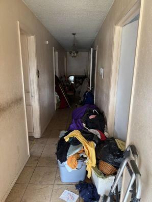 Hoarder Cleanup In Holland, TX (1)