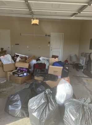 Garage Cleanout & Junk Removal in Taylor, TX (1)